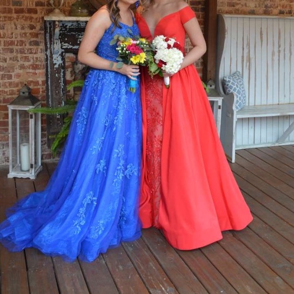 Prom dress - Picture 3 of 4